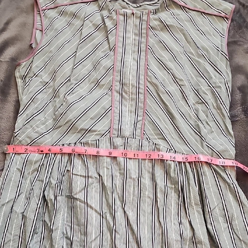 Aknvas Cream Pleated Sleeveless Sundress‎ - Picture 3 of 5